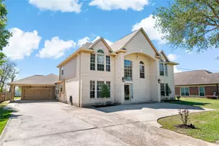 5631 Brookfield Dr, Houston, TX 77085 - Photo 3