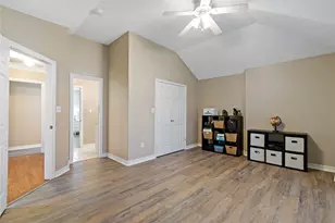 5631 Brookfield Dr, Houston, TX 77085 - Photo 25
