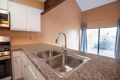 3162 Windchase Boulevard #451, Houston, TX 77082 - Photo 9