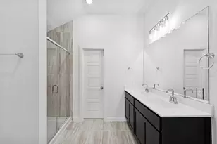 17081 Pinewood Br Dr, New Caney, TX 77357 - Photo 5