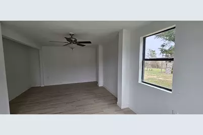 2786 Old Columbus Road N, Sealy, TX 77474 - Photo 9