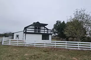 2786 Old Columbus Rd N, Sealy, TX 77474 - Photo 23