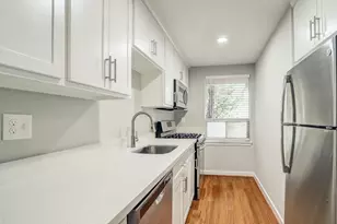 2647 Greenbriar St, Houston, TX 77098 - Photo 1