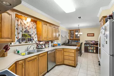 1326 Kathy Avenue, Sealy, TX 77474 - Photo 17