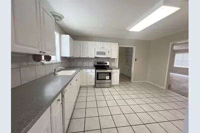 1106 Chapel Lane, El Campo, TX 77437 - Photo 13