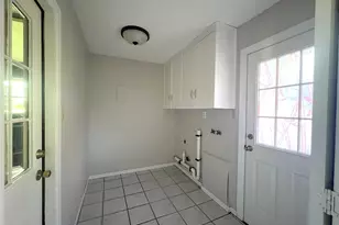 1106 Chapel Ln, El Campo, TX 77437 - Photo 15