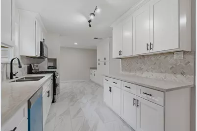 8122 Oak Moss Drive, Spring, TX 77379 - Photo 11