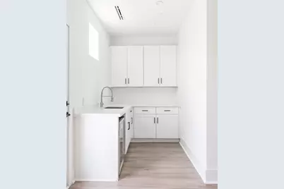 5703 Dolores Street #B, Houston, TX 77057 - Photo 23