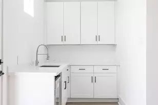 5703 Dolores St, Houston, TX 77057 - Photo 23