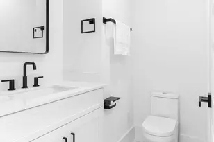 5703 Dolores St, Houston, TX 77057 - Photo 27