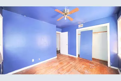5602 Flamingo Drive, Houston, TX 77033 - Photo 7