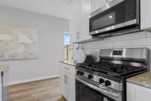 3510 Grassland Dr, League City, TX 77573 - Photo 9