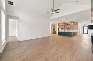 30918 Pigeon Vly Dr, Waller, TX 77484 - Photo 9