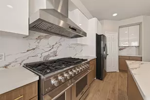 2018 Kelliwood Trails Dr, Katy, TX 77450 - Photo 3