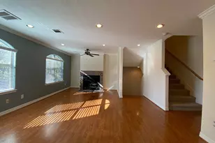 3710 Sherwood Ln, Houston, TX 77092 - Photo 3