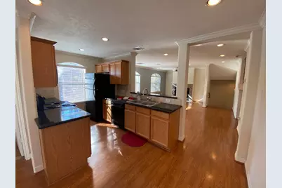 3710 Sherwood Lane #101, Houston, TX 77092 - Photo 5
