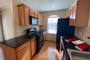 3710 Sherwood Ln, Houston, TX 77092 - Photo 7