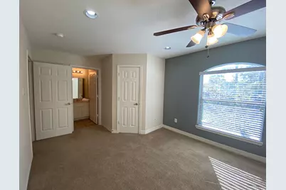 3710 Sherwood Lane #101, Houston, TX 77092 - Photo 13