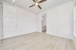 5024 Sophie Slansky Wy, Sealy, TX 77474 - Photo 19