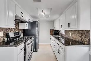 5115 Toho Dr, Houston, TX 77032 - Photo 21