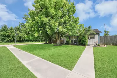 5870 Overdale Street, Houston, TX 77033 - Photo 7