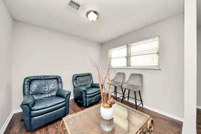 5870 Overdale Street, Houston, TX 77033 - Photo 15