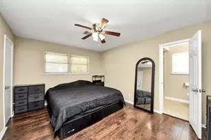 5870 Overdale St, Houston, TX 77033 - Photo 29