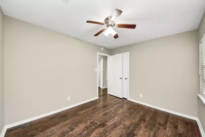 5870 Overdale Street, Houston, TX 77033 - Photo 21