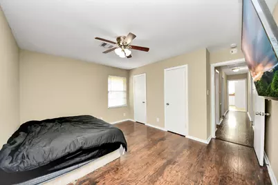 5870 Overdale Street, Houston, TX 77033 - Photo 27