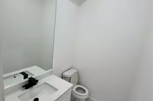 9332 Waller St, Houston, TX 77012 - Photo 15