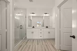 9332 Waller St, Houston, TX 77012 - Photo 21