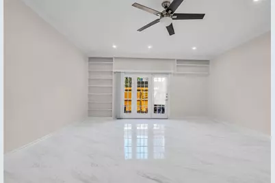 14715 Barryknoll Lane #124, Houston, TX 77079 - Photo 13