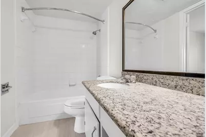 14715 Barryknoll Lane #124, Houston, TX 77079 - Photo 23