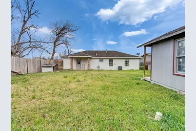 4930 Holloway Drive, Houston, TX 77048 - Photo 29