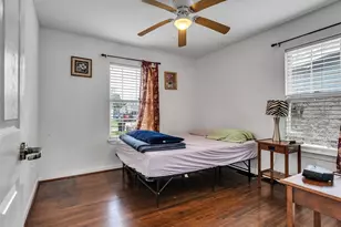 4930 Holloway Dr, Houston, TX 77048 - Photo 23