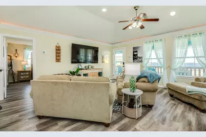 13214 Jolly Roger Drive, Freeport, TX 77541 - Photo 7