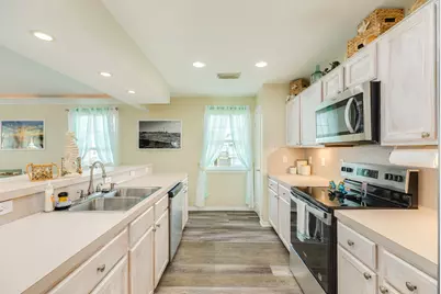 13214 Jolly Roger Drive, Freeport, TX 77541 - Photo 9