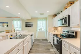 13214 Jolly Roger Dr, Freeport, TX 77541 - Photo 9