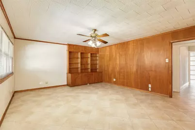 4528 Woodrow Avenue, Galveston, TX 77551 - Photo 11