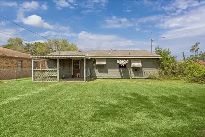 2504 3rd Street, Galena Park, TX 77547 - Photo 15