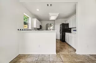 5123 Chase Park Gate St, Bacliff, TX 77518 - Photo 9