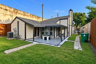 13226 Robinglen Dr, Houston, TX 77083 - Photo 29