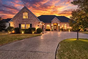 26 Englewood Ct, Montgomery, TX 77356 - Photo 1