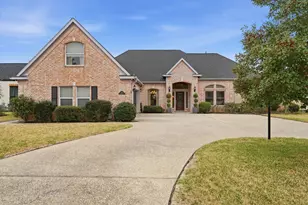 26 Englewood Ct, Montgomery, TX 77356 - Photo 1