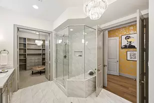 523 W 25th St, Houston, TX 77008 - Photo 13