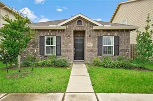 7402 Granite Terrace Ln, Houston, TX 77083 - Photo 1