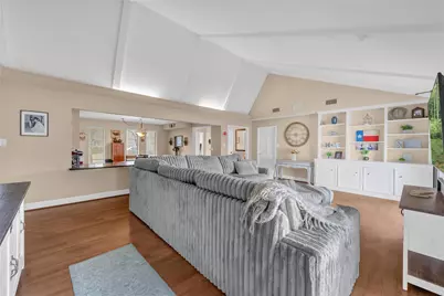 4004 Briarglen Drive, Dickinson, TX 77539 - Photo 7