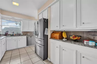 4004 Briarglen Drive, Dickinson, TX 77539 - Photo 15