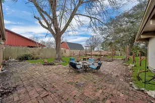 4004 Briarglen Dr, Dickinson, TX 77539 - Photo 29