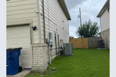 11001 Groveshire Drive, Texas City, TX 77591 - Photo 3